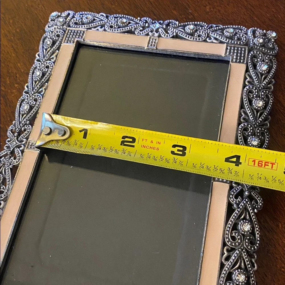 Beautiful Vintage 1980’s rhinestone and enamel picture frame